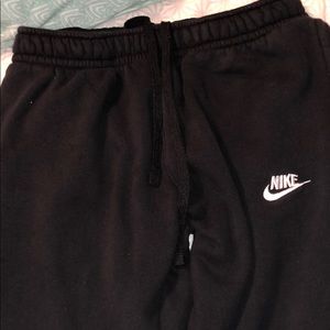 Black!! Comfy!! Perfect for the winter!!